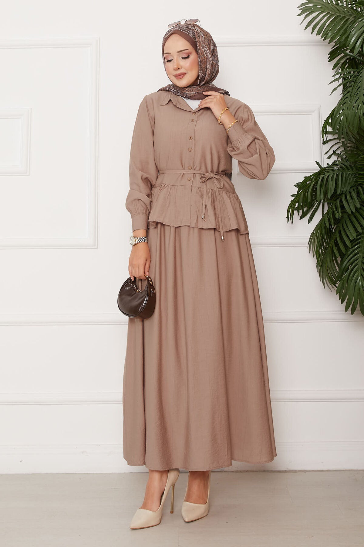 Beli Bağcık Detaylı Etekli İkili Takım Camel