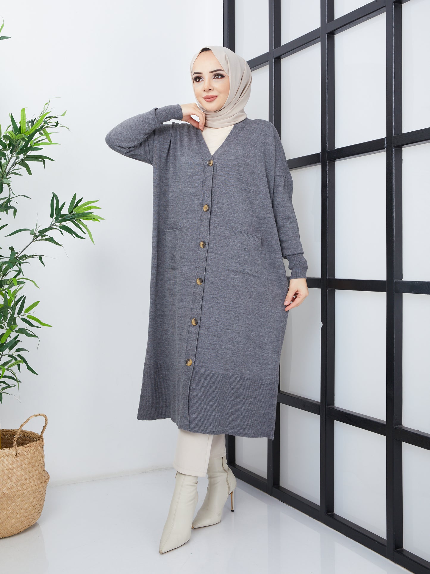 Lange Hijab-Strickjacke mit Taschen – Grau