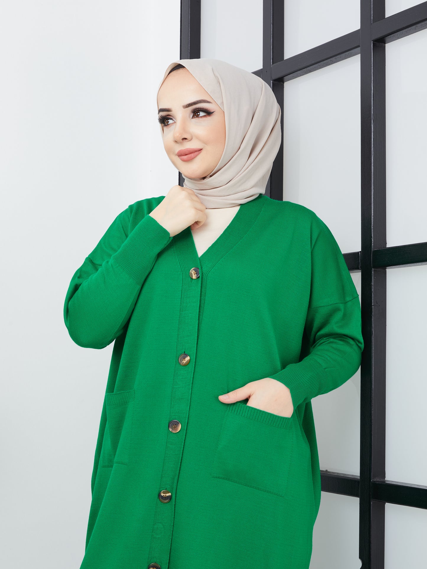 Cardigan long en tricot hijab avec poches - Vert