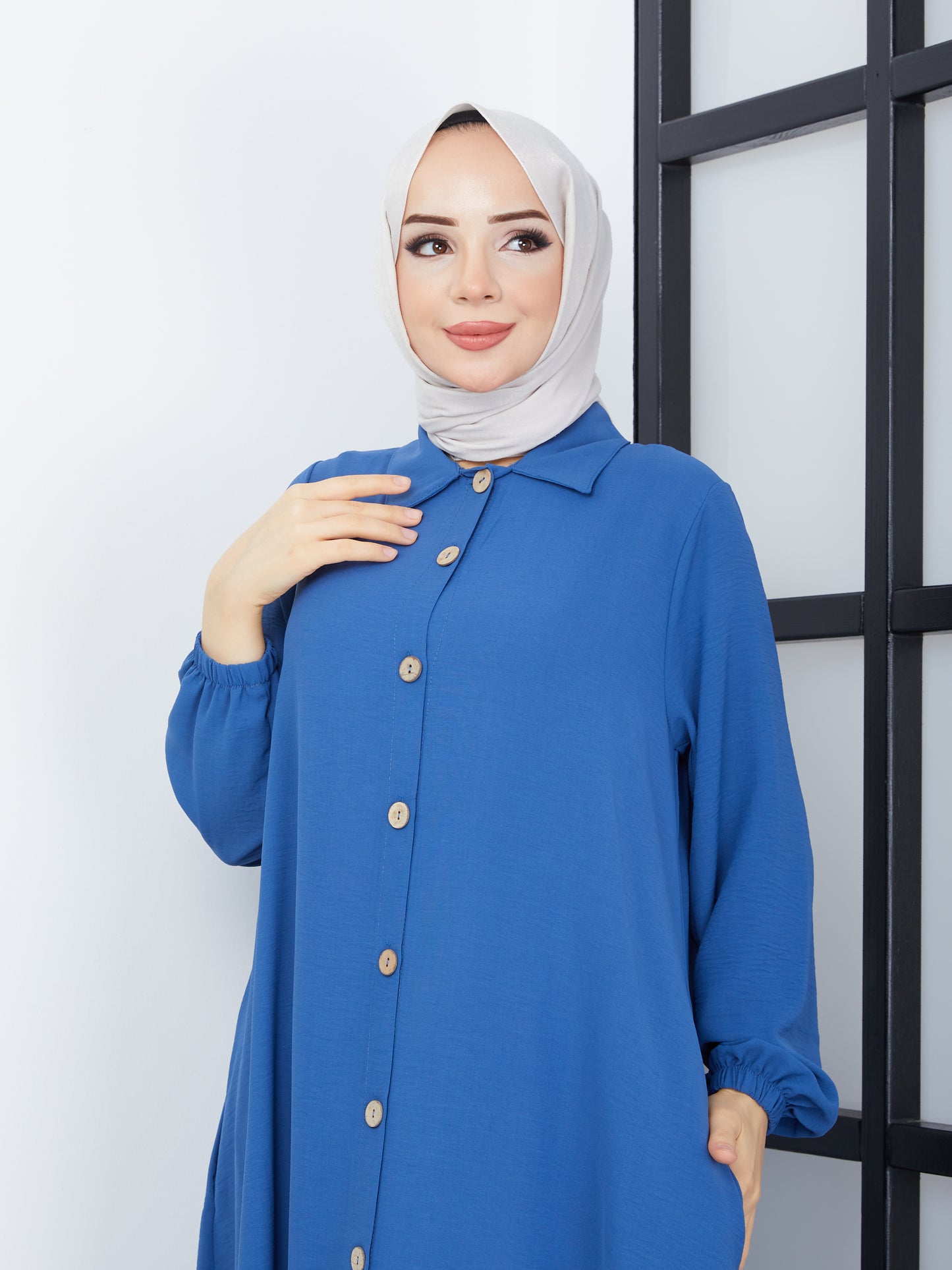 Buttoned Front Abaya - Blue