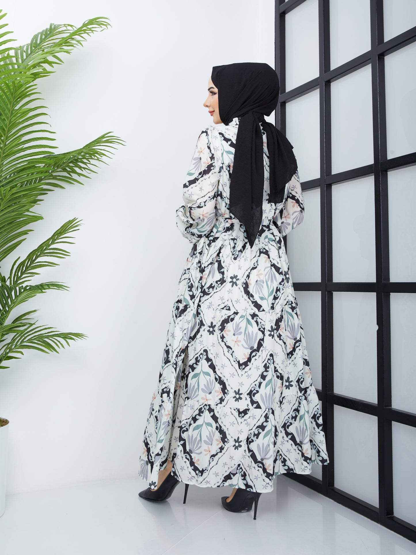 Floral Patterned Hijab Dress - Black