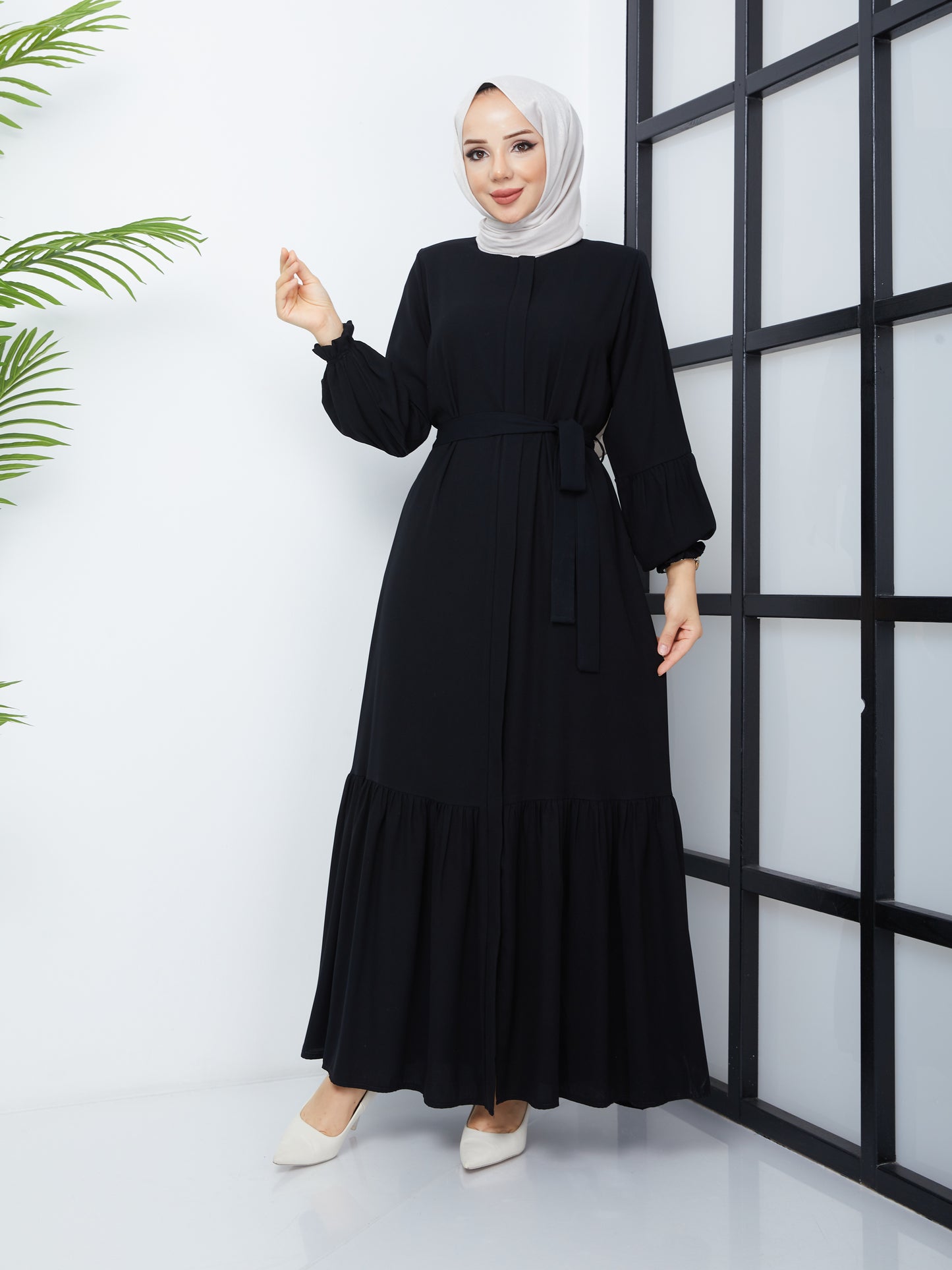 Hijab Abaya mit Faltenrock – Schwarz