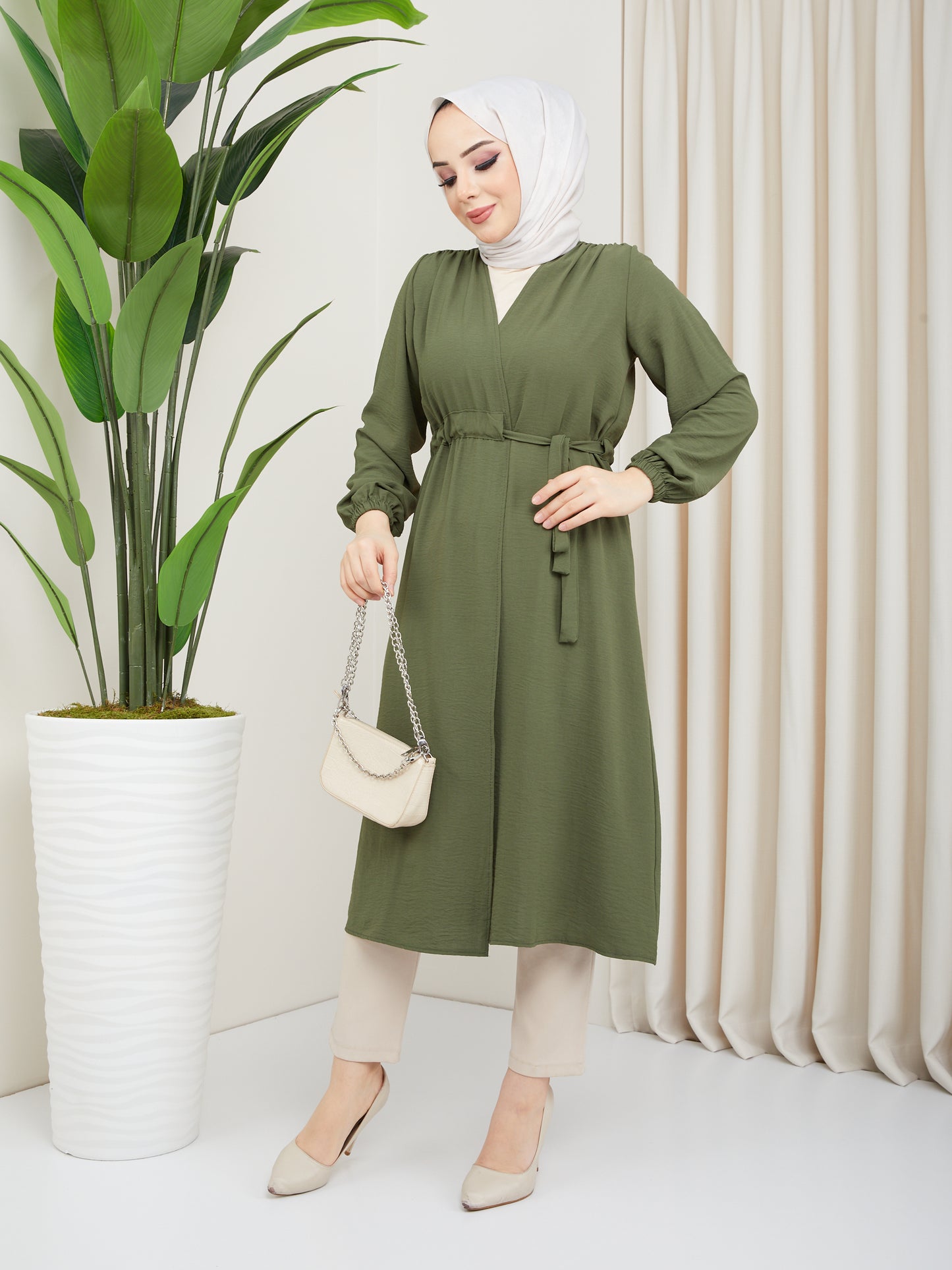 Hijab-Umhang mit Taillengürtel – Khaki