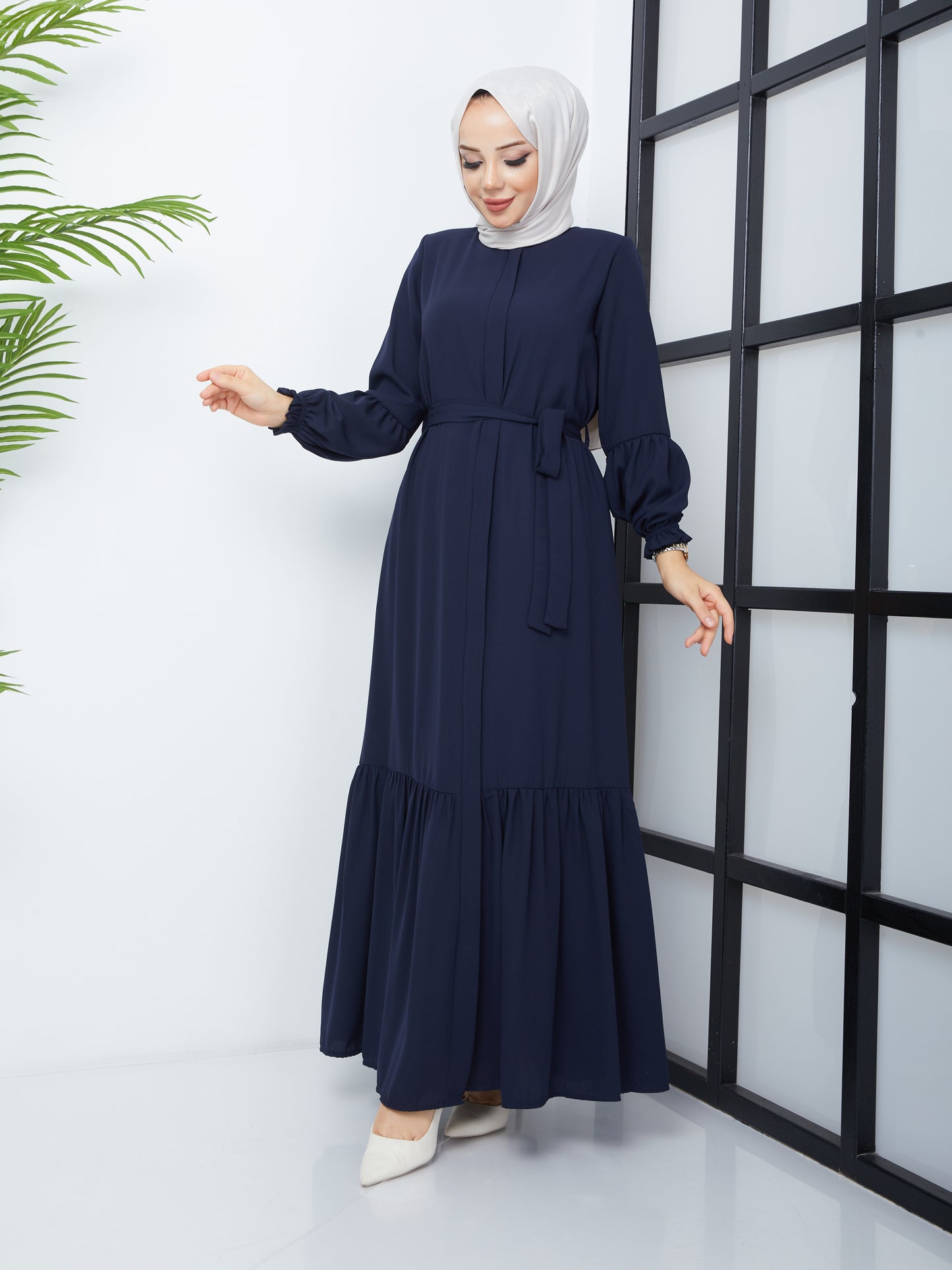 Hijab Abaya mit Faltenrock – Marineblau