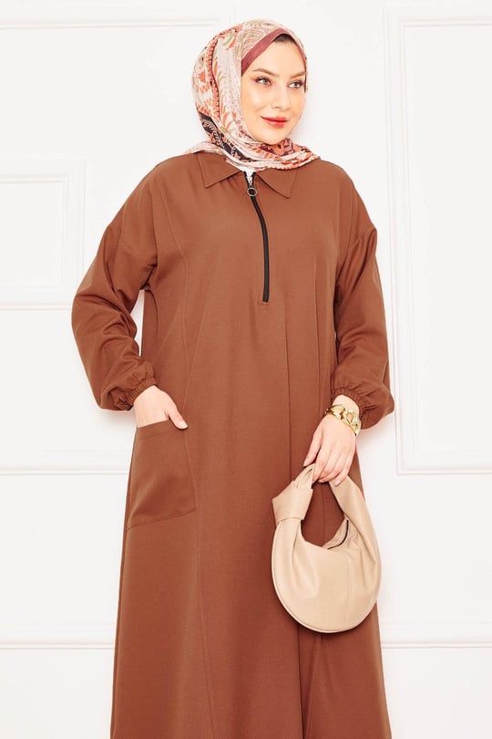 Önü Yarım Fermuarlı, Rahat Kalıp Tesettür Takım camel