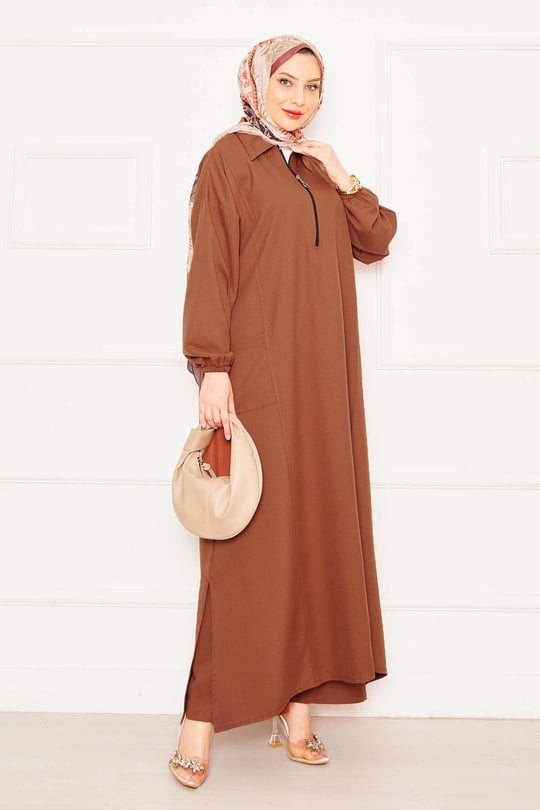 Önü Yarım Fermuarlı, Rahat Kalıp Tesettür Takım camel